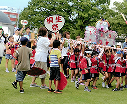 元気な神輿